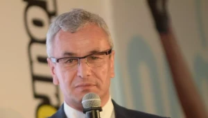 Minister sport i turystyki Andrzej Biernat 