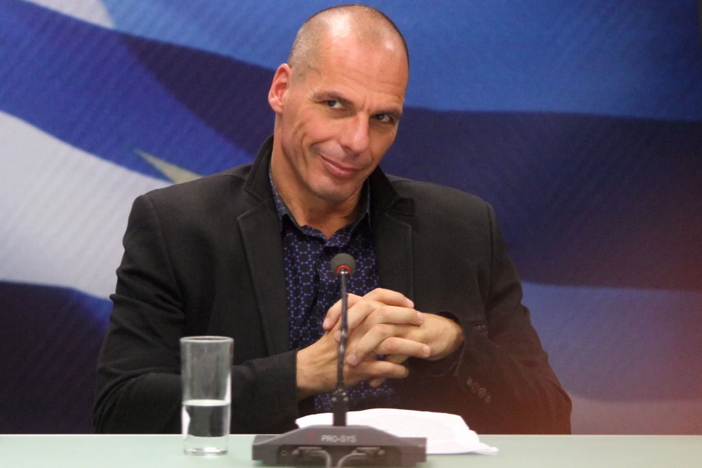 Żona ministra finansów Grecji zna Jarvisa Cockera? Żona ministra finansów Grecji zna Jarvisa Cockera?