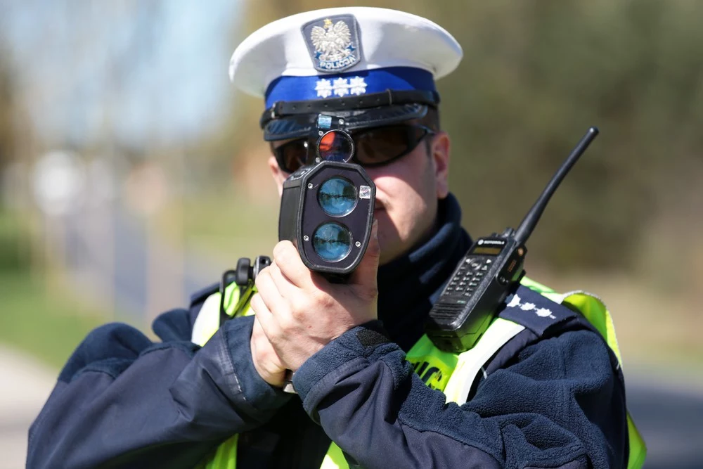 Za przekroczenie prędkości o 50 km/h policja zabierze prawo jazdy na 3 miesiące