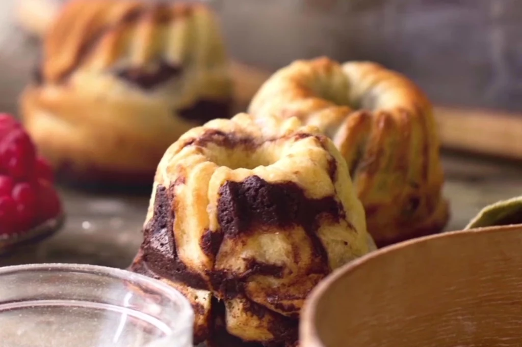 Czekoladowa babka drożdżowa Czekoladowa babka drożdżowa