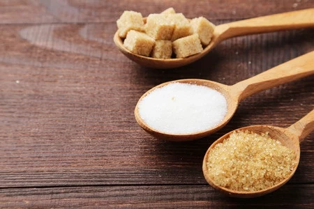 Cukier krzepi czy szkodzi zdrowiu? Największe mity na temat cukru Cukier krzepi czy szkodzi zdrowiu? Największe mity na temat cukru