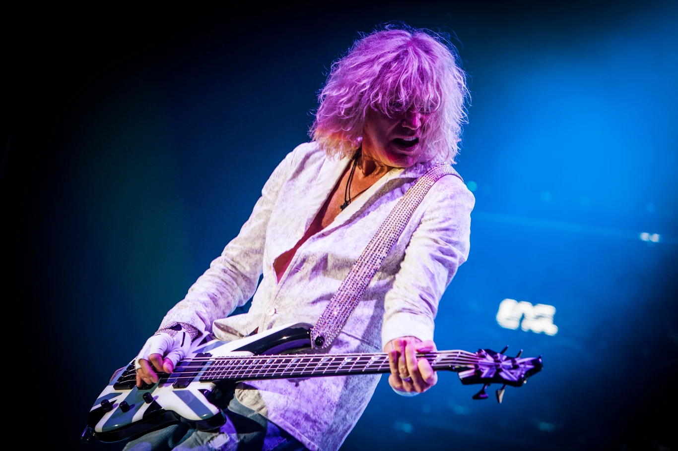 Basista Rick "Sav" Savage