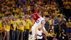 Stephen Curry kontra James Harden