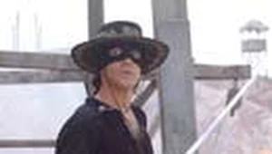 Antonio Banderas w filmie "Maska Zorro"