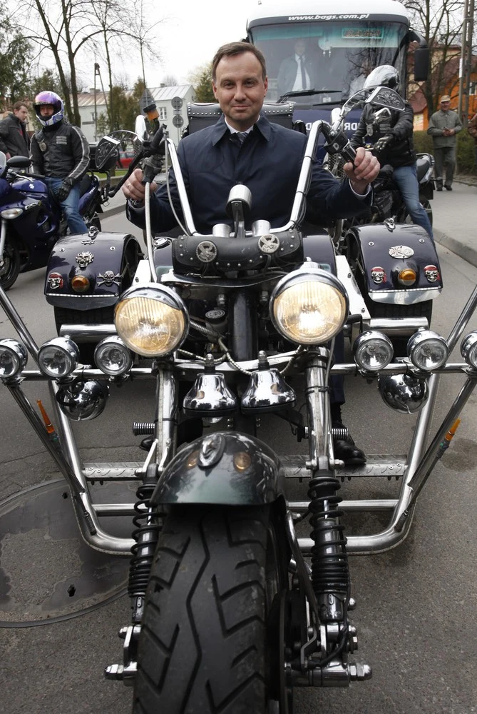 Andrzej Duda na motorze