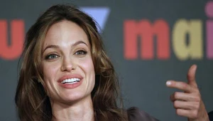 Angelina Jolie podczas konferencji prasowej po filmie "A Mighty Heart"