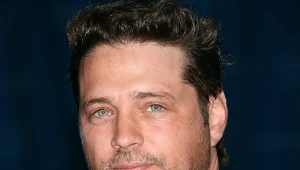 Jason Priestley nie wystąpi w nowych odcinkach "Beverly Hills 90210".fot.D.Livingston
