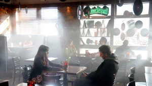 Karolak pakuje się w kłopoty