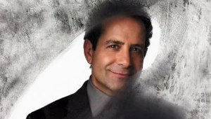 Tony Shalhoub jako Adrian Monk