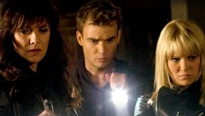 Bohaterowie serialu "Sanctuary"