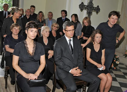 Joanna Brodzik w scenie z serialu "Dom nad rozlewiskiem" / fot. Andras Szilagyi Joanna Brodzik w scenie z serialu "Dom nad rozlewiskiem" / fot. Andras Szilagyi