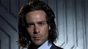 James Callis jako doktor Gaius Baltar w "Battlestar Galactica"