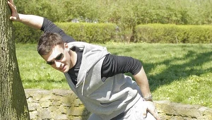 Przed planowaną wyprawą aktor musi ciężko ćwiczyć / fot.  Baranowski