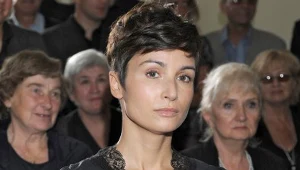 Joanna Brodzik w scenie z serialu "Dom nad rozlewiskiem" / fot. Andras Szilagyi