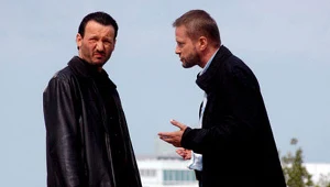 Robert Więckiewicz i Artur Żmijewski w serialu "Odwróceni"