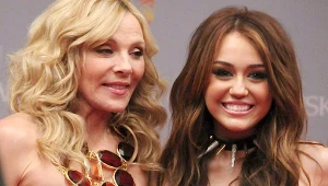 Kim Cattrall i Miley Cyrus na planie "Seksu w wielkim mieście 2"