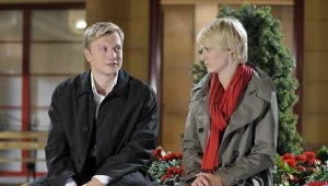 Kuba Wesołowski i Agnieszka Żulewska w serialu "Na Wspólnej"