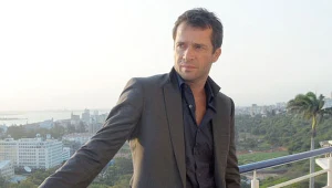 James Purefoy jako Teddy Rist w serialu "Filantrop"