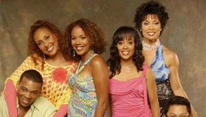 Główni bohaterowie serialu "Pół na pół"