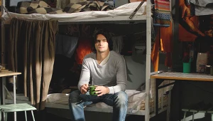 Paweł (Mikołaj Krawczyk) wyląduje w więzieniu