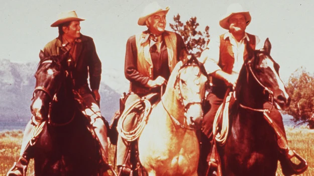 Michael Landon (Mały Joe), Lorne Greene (Ben Cartwright) i Dan Blocker (Hoss) w serialu "Bonanza" Michael Landon (Mały Joe), Lorne Greene (Ben Cartwright) i Dan Blocker (Hoss) w serialu "Bonanza"