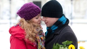 Zuza (Małgorzata Socha) i Kamil (Kazimierz Mazur) - czy któreś z nich jest nosicielem wirusa HIV?