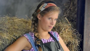 Widzom spodobały się przygody sympatycznej pani weterynarz (Julia Pietrucha) / fot. Kurnikowski