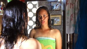 Kadr z filmu "Serbis"