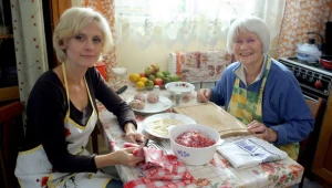 Alina Janowska znów gra babcię Aleksandry Woźniak