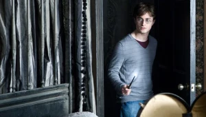 Daniel Radcliffe jako Harry Potter w pierwszej części "Insygniów Śmierci"