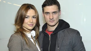 Marta Żmuda Trzebiatowska i Mateusz Damięcki - bohaterowie serialu "Chichot losu"