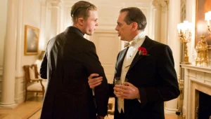 Steve Buscemi i Michael Pitt w scenie z serialu "Zakazane imperium"