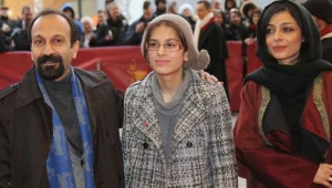 Irański reżyser Asghar Farhadi i aktorki Sarina Farhadi i Sareh Bayat na Berlinale