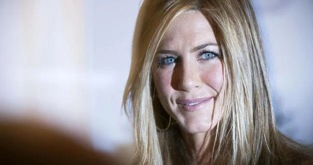 Jennifer Aniston wciąż nie może znaleźć mężczyzny swojego życia Jennifer Aniston wciąż nie może znaleźć mężczyzny swojego życia