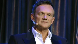 Cezary Pazura wciąż rozśmiesza Polaków