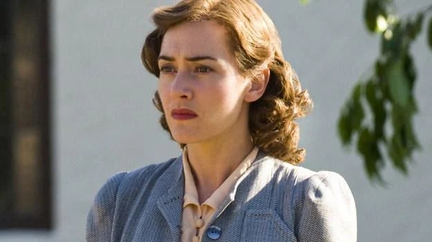 Kate Winslet w filmie "Mildred Pirce" Kate Winslet w filmie "Mildred Pirce"