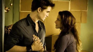 Robert Pattinson i Kristen Stewart w filmie Saga "Zmierzch": Przed świtem - część 1