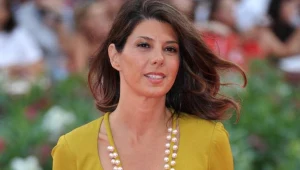 Marisa Tomei mówi, że "scena polityczna jest niczym scena w teatrze"
