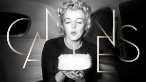 65 lat i tylko jedna świeczka? Ale za to zdmuchuje ją Marilyn Monroe!