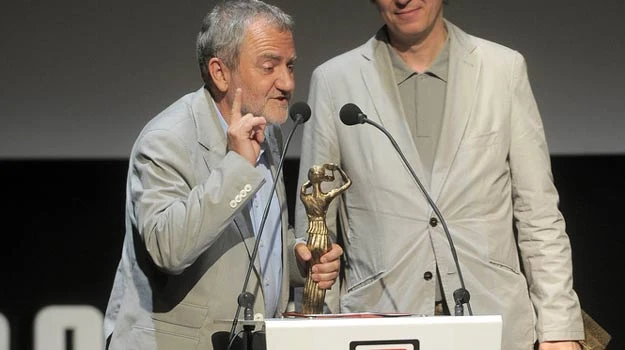 Krzysztof Gierat uprzedza - gwiazd i czerownego dywanu podczas KFF nie będzie. Krzysztof Gierat uprzedza - gwiazd i czerownego dywanu podczas KFF nie będzie.