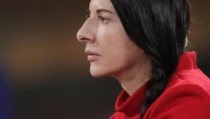 Kadr z filmu "Marina Abramovic: The Artist Is Present"