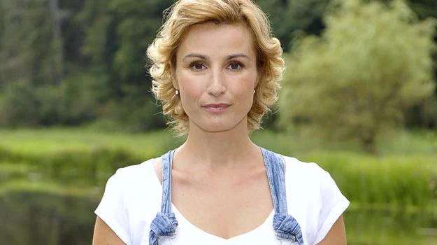 Joanna Brodzik musi się trochę cieplej ubrać. Joanna Brodzik musi się trochę cieplej ubrać.