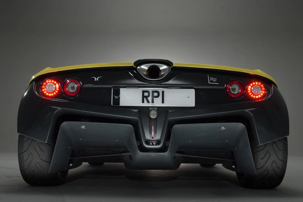 Ioi Rp1 Niesamowicie szybki Elemental Rp1 - Motoryzacja w INTERIA.PL