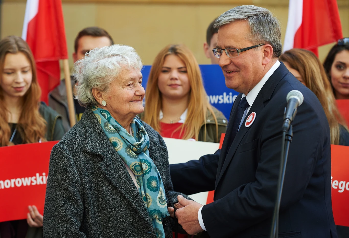 Bronisław Komorowski z matką Jadwigą
