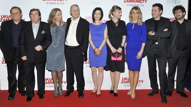 Gwiazdy "Układu zamkniętego" podczas uroczystej premiery filmu / fot. Kurnikowski Gwiazdy "Układu zamkniętego" podczas uroczystej premiery filmu / fot. Kurnikowski