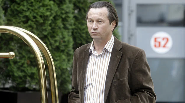 Piotr Cyrwus pojawi się w "Hotelu 52" gościnnie, tylko w jednym odcinku. Piotr Cyrwus pojawi się w "Hotelu 52" gościnnie, tylko w jednym odcinku.
