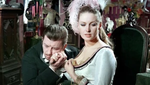 Mariusz Dmochowski (Wokulski) i Beata Tyszkiewicz (Łęcka) zagrali główne role w "Lalce" Hasa.