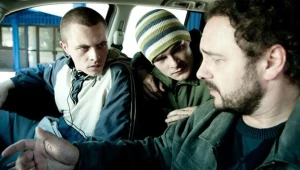 Tomasz Schuchardt, Dawid Ogrodnik i Arkadiusz Jakubik w filmie "Jesteś Bogiem"