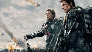 Emily Blunt i Tom Cruise na plakacie promującym "Na skraju jutra"