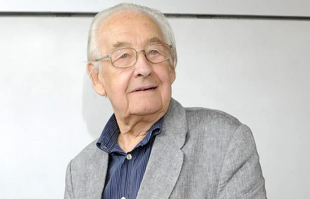 Andrzej Wajda mówi, że "Kanał" pokazał, jak daleko ludzie są zdecydowani zajść dla idei Andrzej Wajda mówi, że "Kanał" pokazał, jak daleko ludzie są zdecydowani zajść dla idei